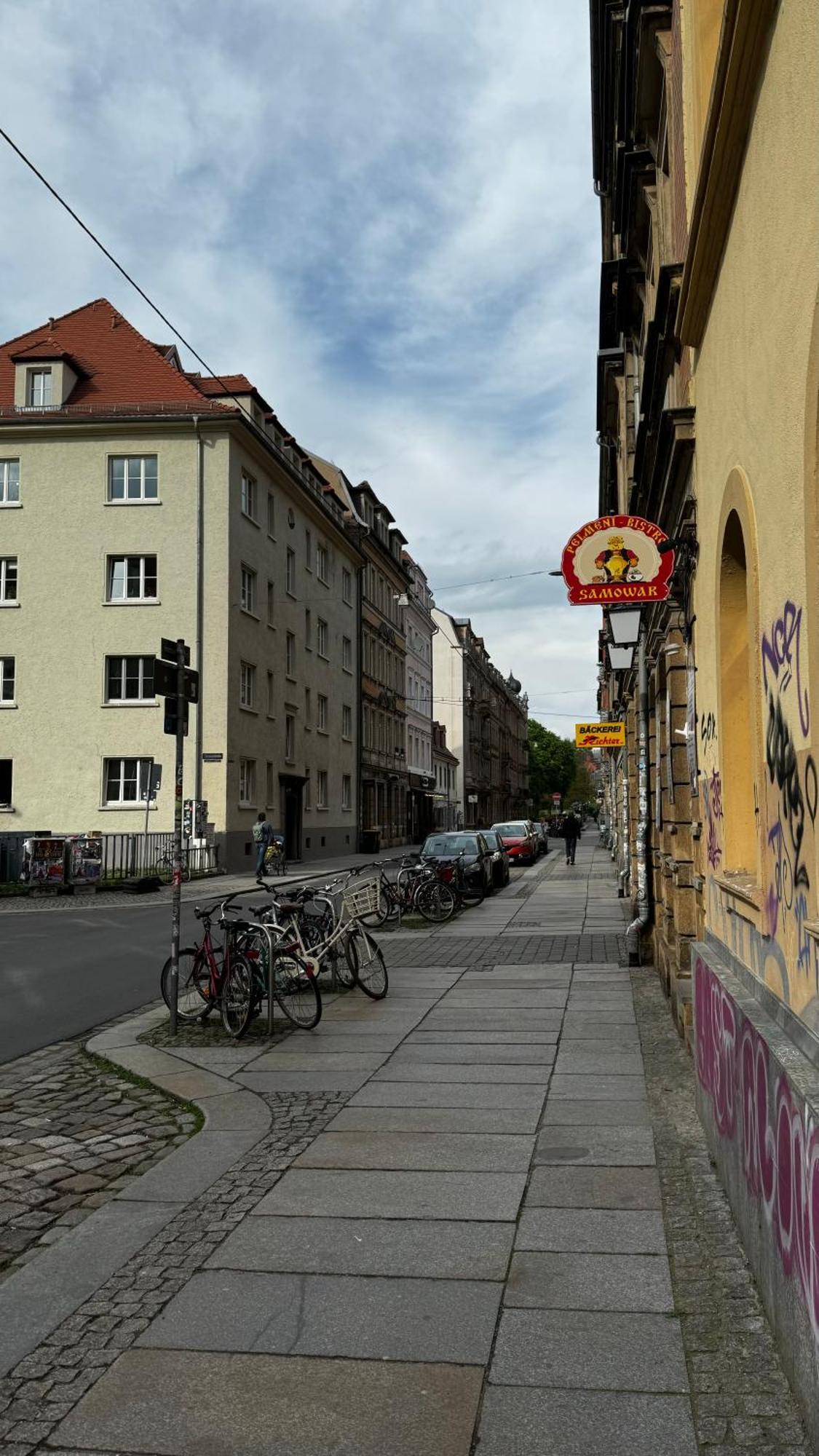 Noy'z In Der Belebten Neustadt * Dresden
